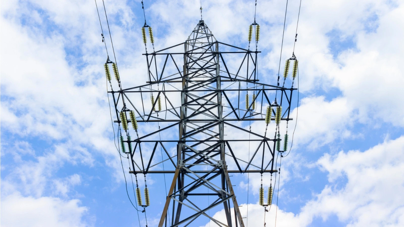 Apraava Energy Secures Transmission Project in Madhya Pradesh