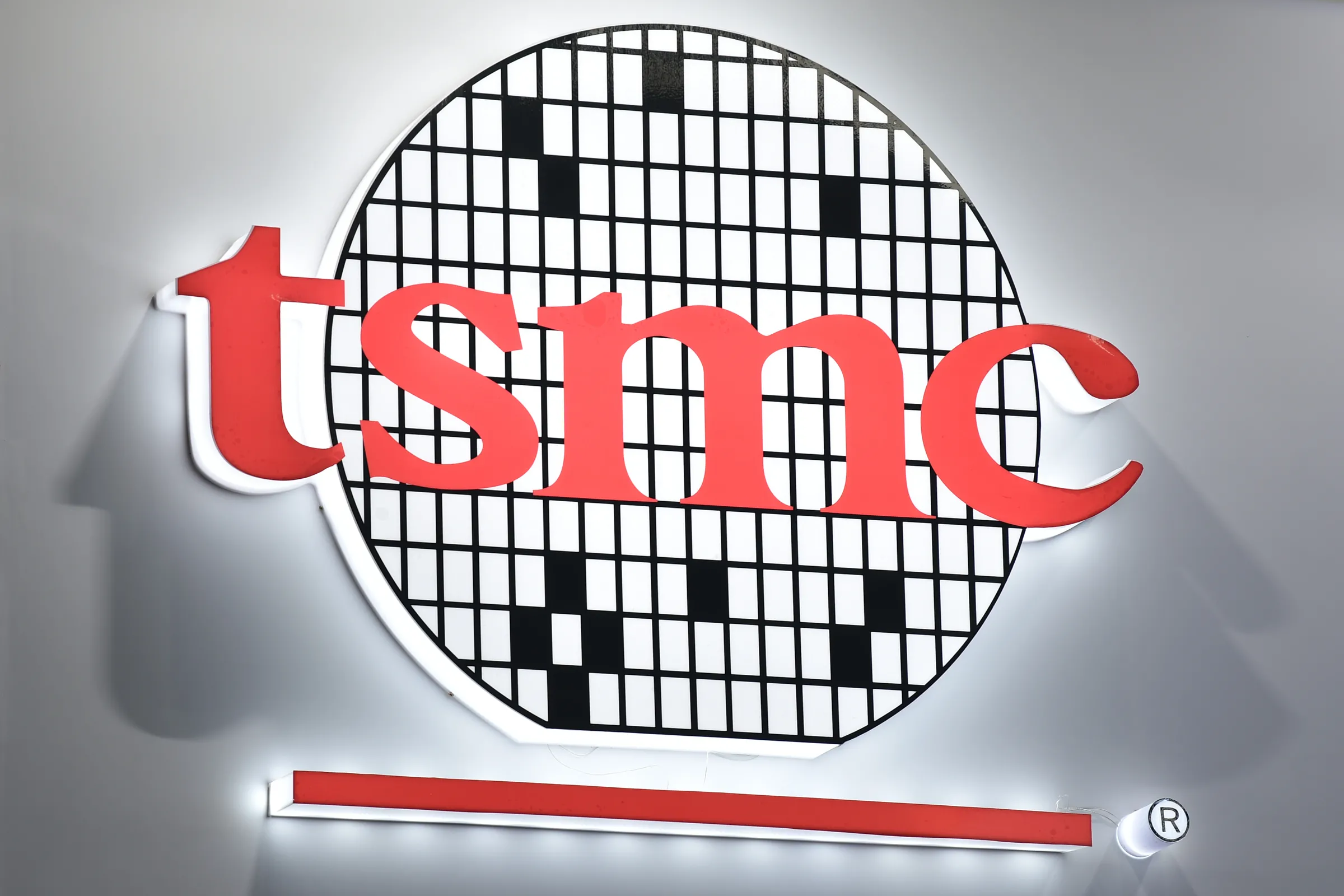TSMC to Build a Second Semiconductor Plant  in Japan With an Expected Investment of $13.5 Billion