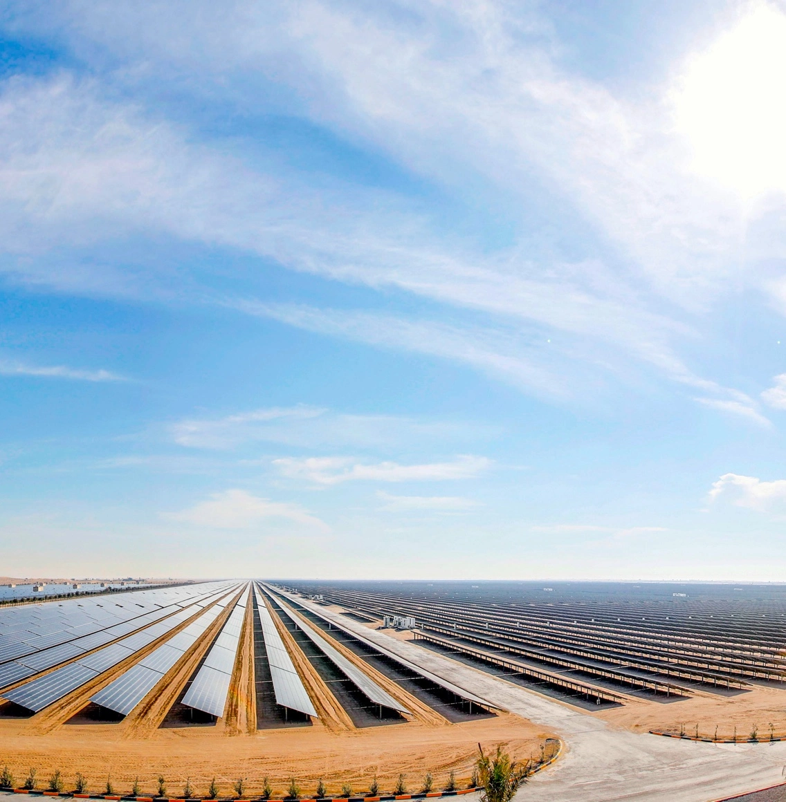 UAE Reach Financial Closing on the Largest Single-Site Solar Park in the World