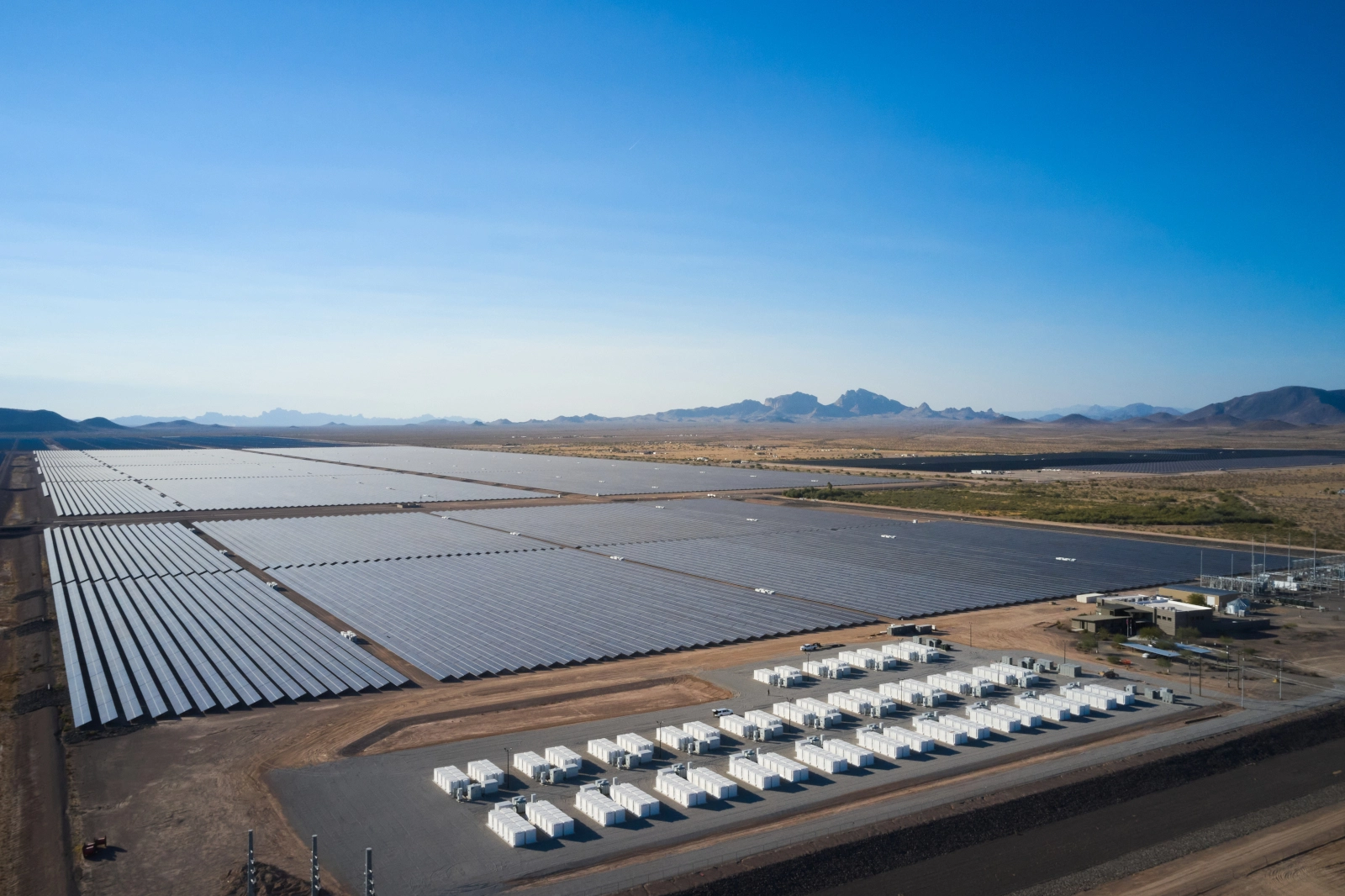 RWE Completes Three Large Battery Energy Storage Projects in USA